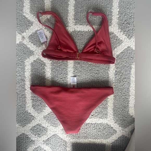 LSPACE Bikini Top & Bottom (S & M) - Picture 3 of 5